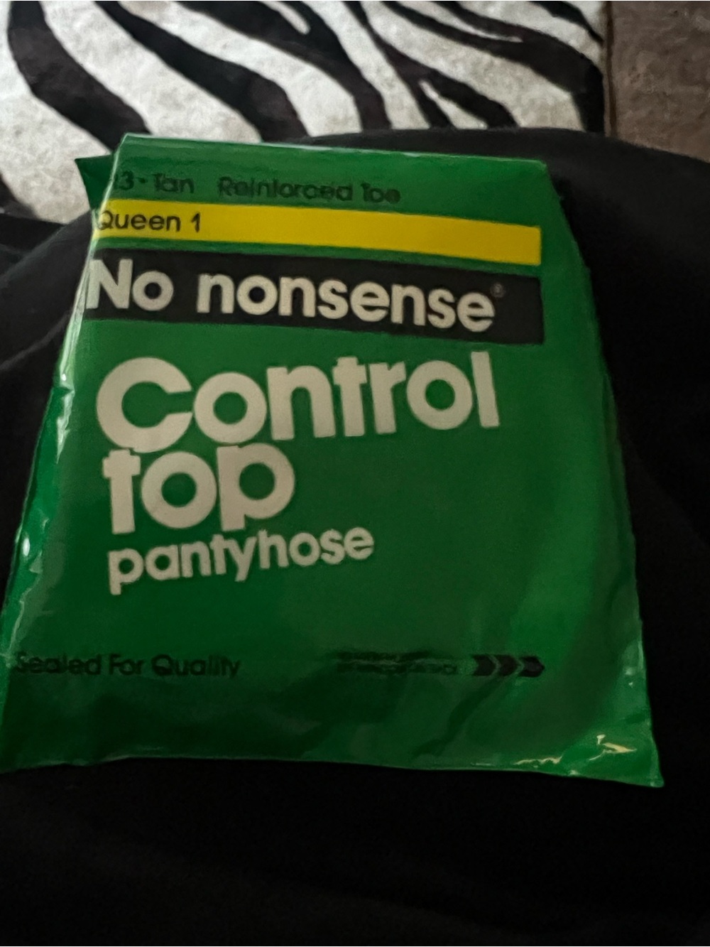 No nonsense Control Top Pantyhose - Green Pack